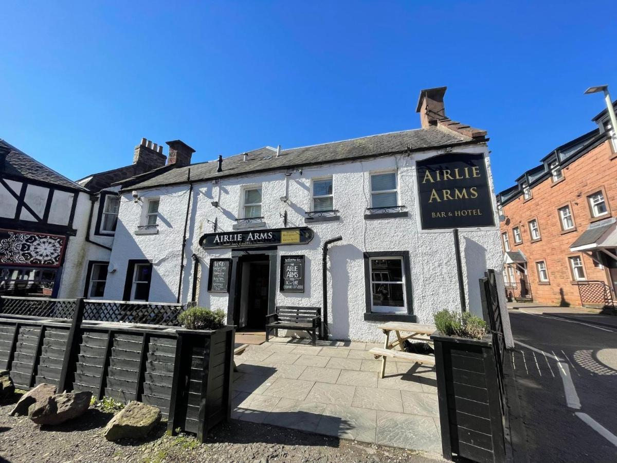 Airlie Arms Hotel Kirriemuir Exterior foto